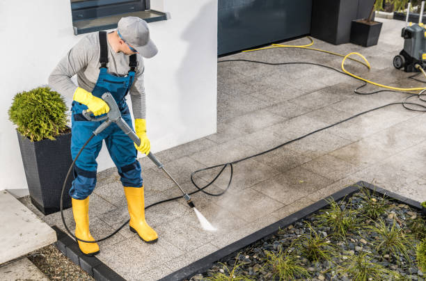 Best Commercial Building Pressure Washing  in Elliston, VA